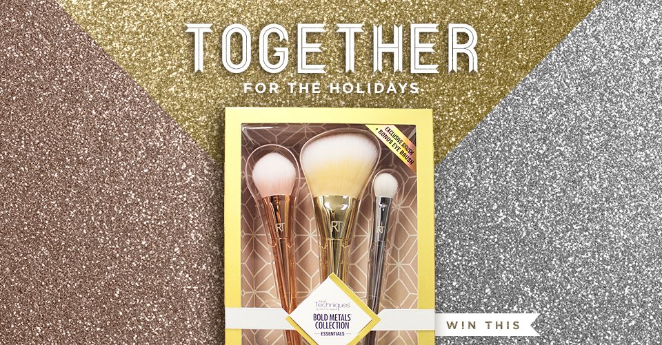realtechniques's tweet photo. Get In the spirit, our #BrushoftheWeek is our #BoldMetals Collection Essentials set: https://t.co/aDxqTrOfmB https://t.co/KzKRXpdvZI