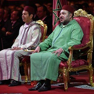 محمد السادس يعلق أنشطته لأسبوعين بنصيحة من طبيبه الخاص v.iew.im/kSecat