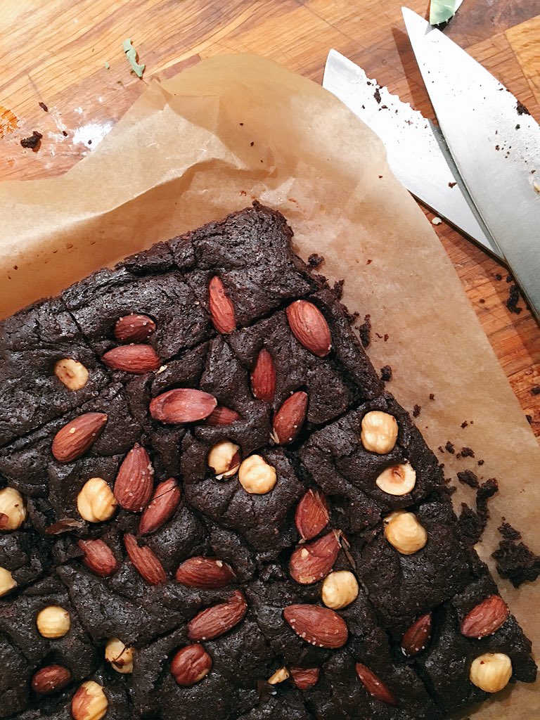ajvarparadise's tweet photo. Some "healthy" activities #therealchef https://t.co/4XWdHUD59Q