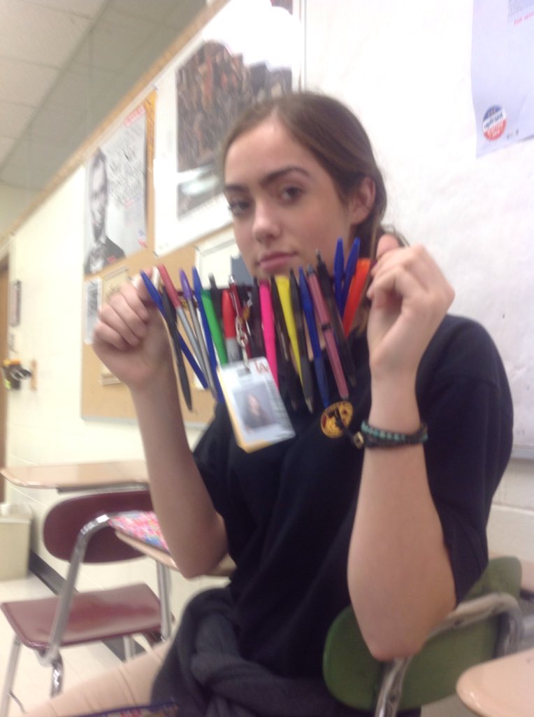 aMedinz's tweet photo. #gotpens https://t.co/dqtdTrk4OP