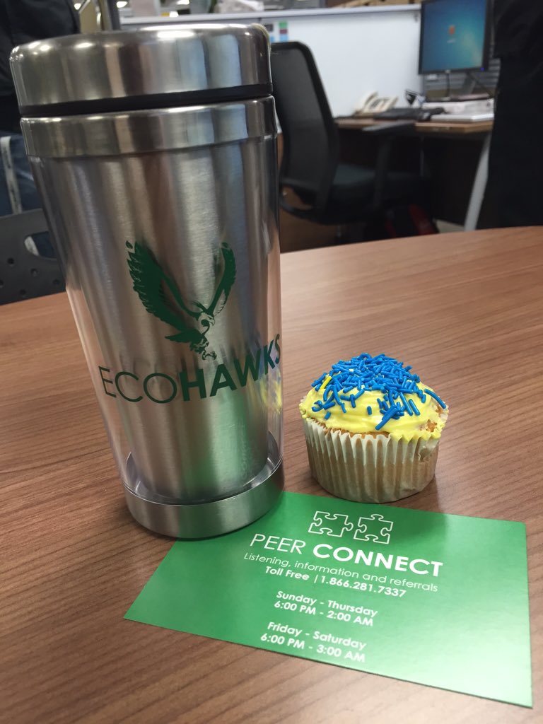 1styearproject's tweet photo. Grab your reusable mug and come to the concourse for @PeerConnectWLU tea time (free) and @WLUFootPatrol Footapalooza https://t.co/bbg4V0ykJQ