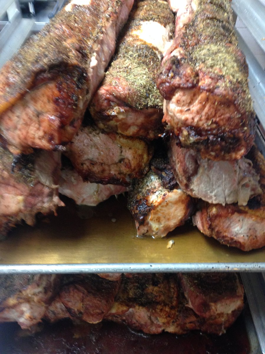 Neighborhood House (@nhpeoria) on Twitter photo Chef Jason Wark fought senior hunger today with this delicious pork loin delivered to 700 <a href="/_MealsOnWheels/">Meals on Wheels</a> clients. Chef Jason Wark fought senior hunger today with this delicious pork loin delivered to 700 <a href="/_MealsOnWheels/">Meals on Wheels</a> clients.
