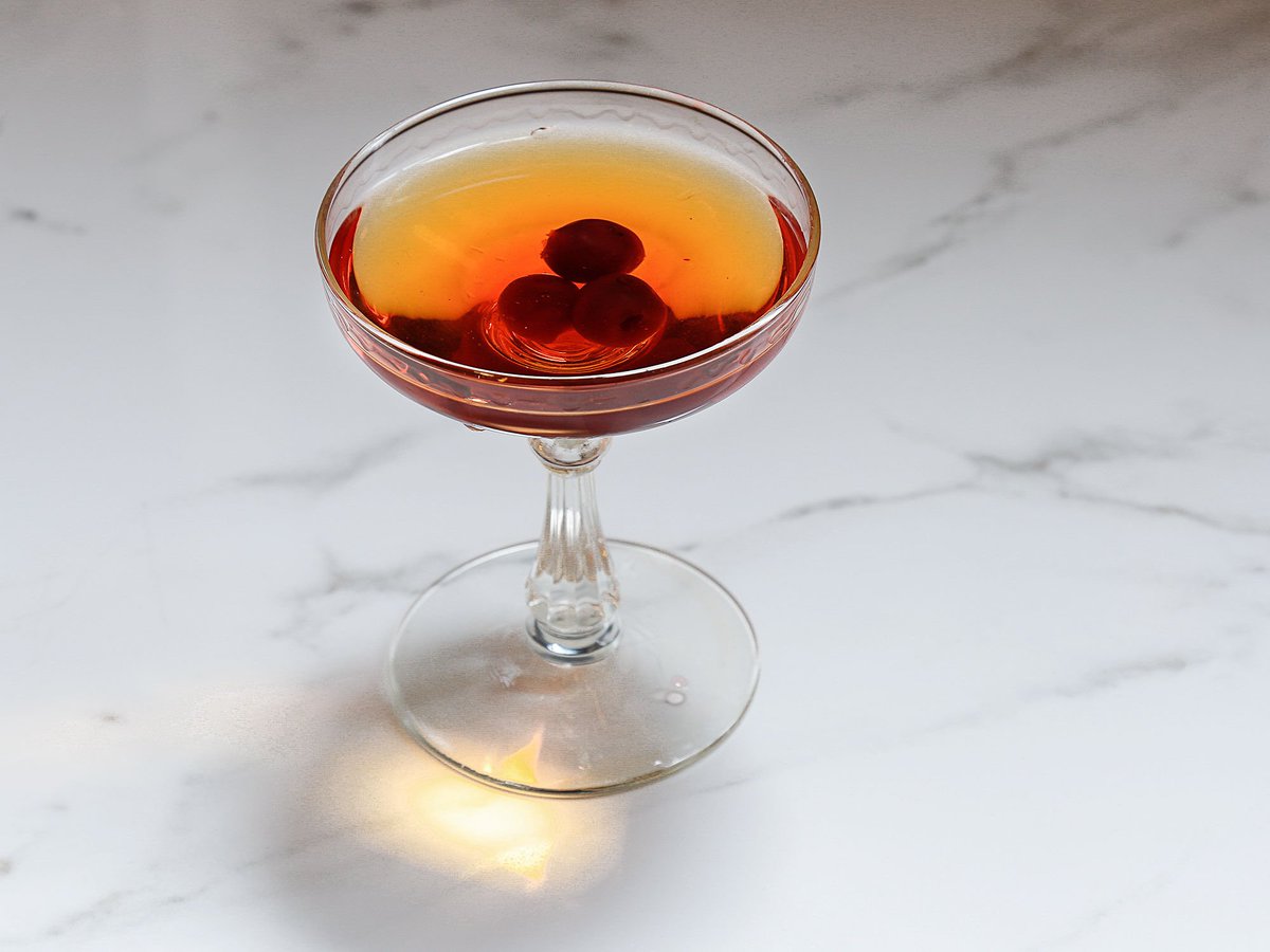 SAVEURMAG's tweet photo. . @bmoskowitz takes a close look at the secret cocktail of New Orleans. https://t.co/JfUXAsEQiK https://t.co/De8ez6wY9x