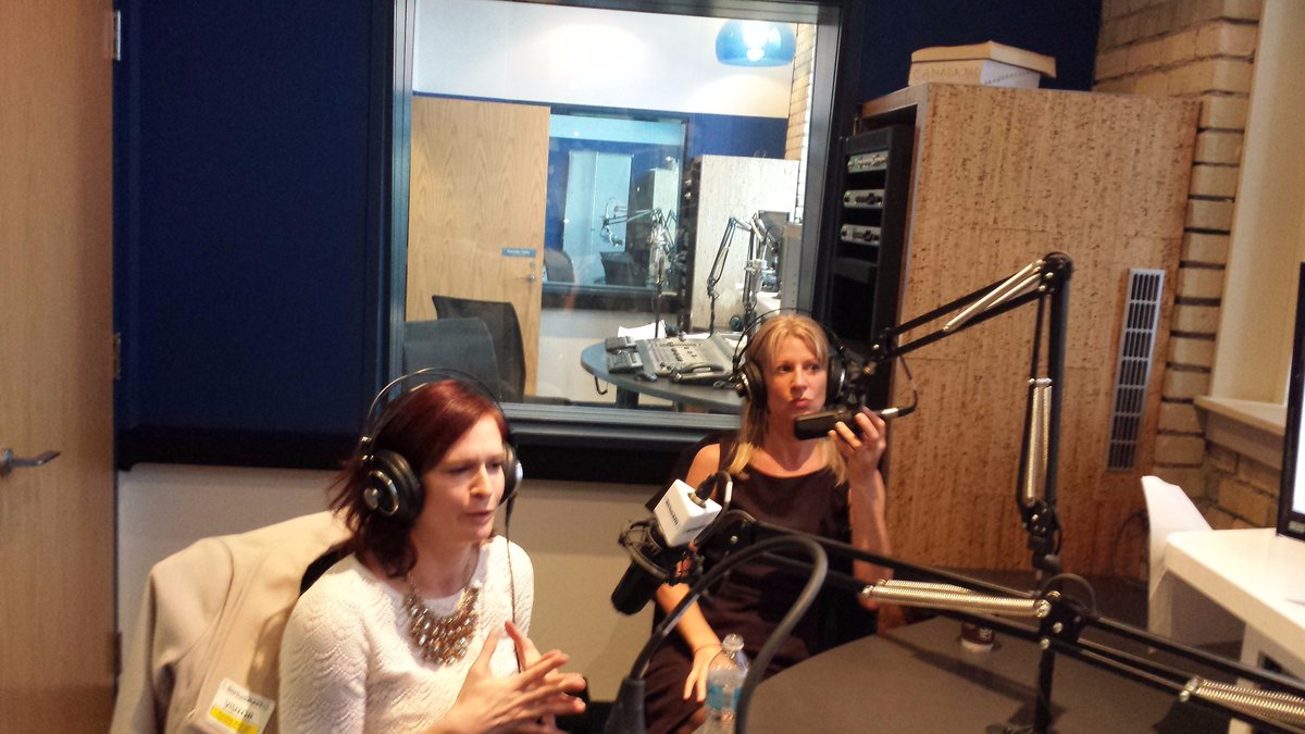 CanadaTalks167's tweet photo. We're talking money with @laurie_campbell and Laurel Ostfield @lavel on @WardandAl #SiriusXM167. https://t.co/Ml4FrP7gqn