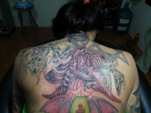 RiskiPL's tweet photo. Work art and study with Jery and Desi DVB on Jery studio tattoo @jatimulyabekasi thanks all hihi :D https://t.co/gvrMcEL4ab