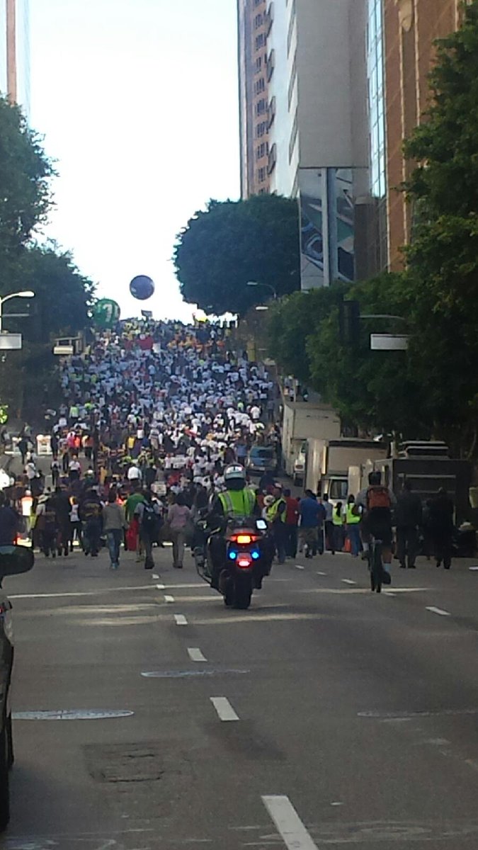 Be patient #DTLA march is north on Grand Ave.  Destination City Hall #Traffic #gridlock