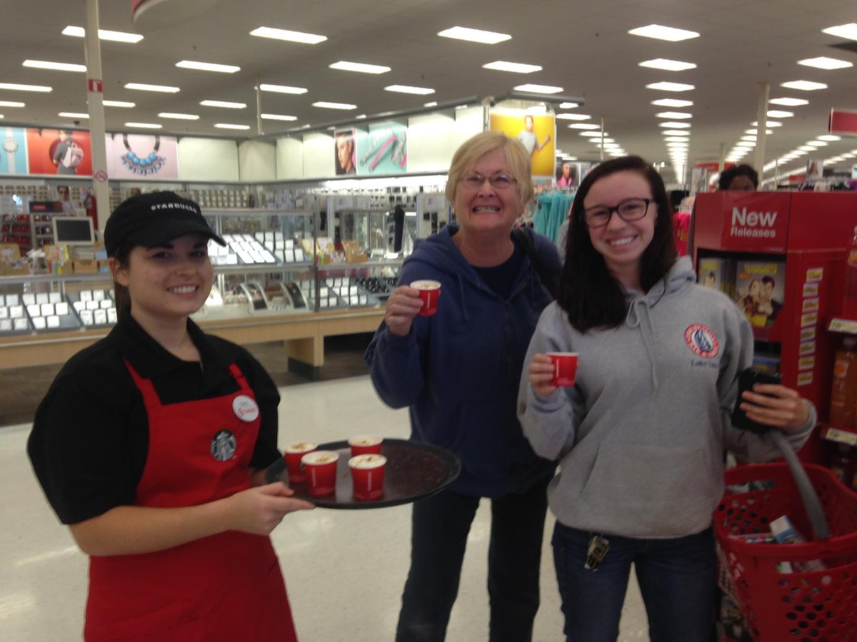 Katey #activesampling new holiday drinks!🎄☃ #drivingsales #redcups #youmaketarget <a href="/AlyssaFocaracci/">Alyssa Davis</a> <a href="/kirby_karleen/">Karleen Kirby</a>