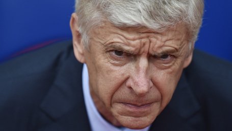 Ook de voetbalwereld kampt met een dopingprobleem. Dat stelt trainer Arsène Wenger. nos.nl/l/2068315