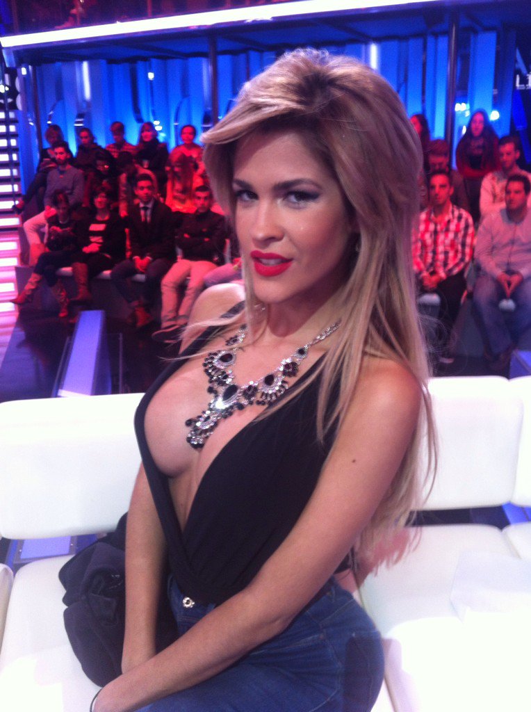 ghoficial's tweet image. La diva máxima ya está aquí #Límite5GH16 @YleniaGandiaSh
