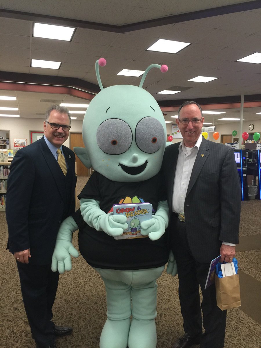 MCPLMO's tweet photo. MO State Rep. @NickKingDist17 visits Liberty Branch birthday ceremony! #mcpl50 https://t.co/A6Ti2itTYF
