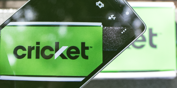 Cricketnation's tweet image. Give yourself a reason to smile this season w/ a new #smartphone! Start #shopping here: mycrk.it/Phones.