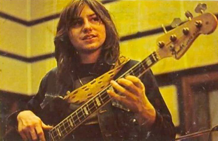 Happy 68th Birthday to Greg Lake. One of the best vocalists in Rock history.  
