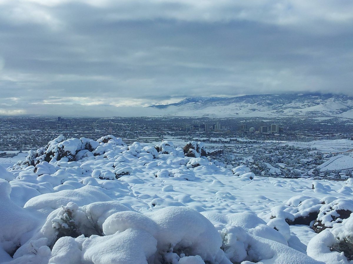 Capital Weather Gang On Twitter Reno Nevada Plastered By Freak Heavy Snow Event Https T Co Nywp2spra1 Photo Nwsreno Https T Co Kwjb3zndr4