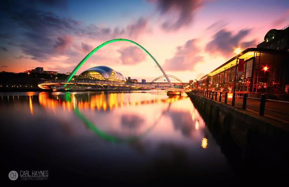Dusk on the Tyne. The beautiful Quayside.