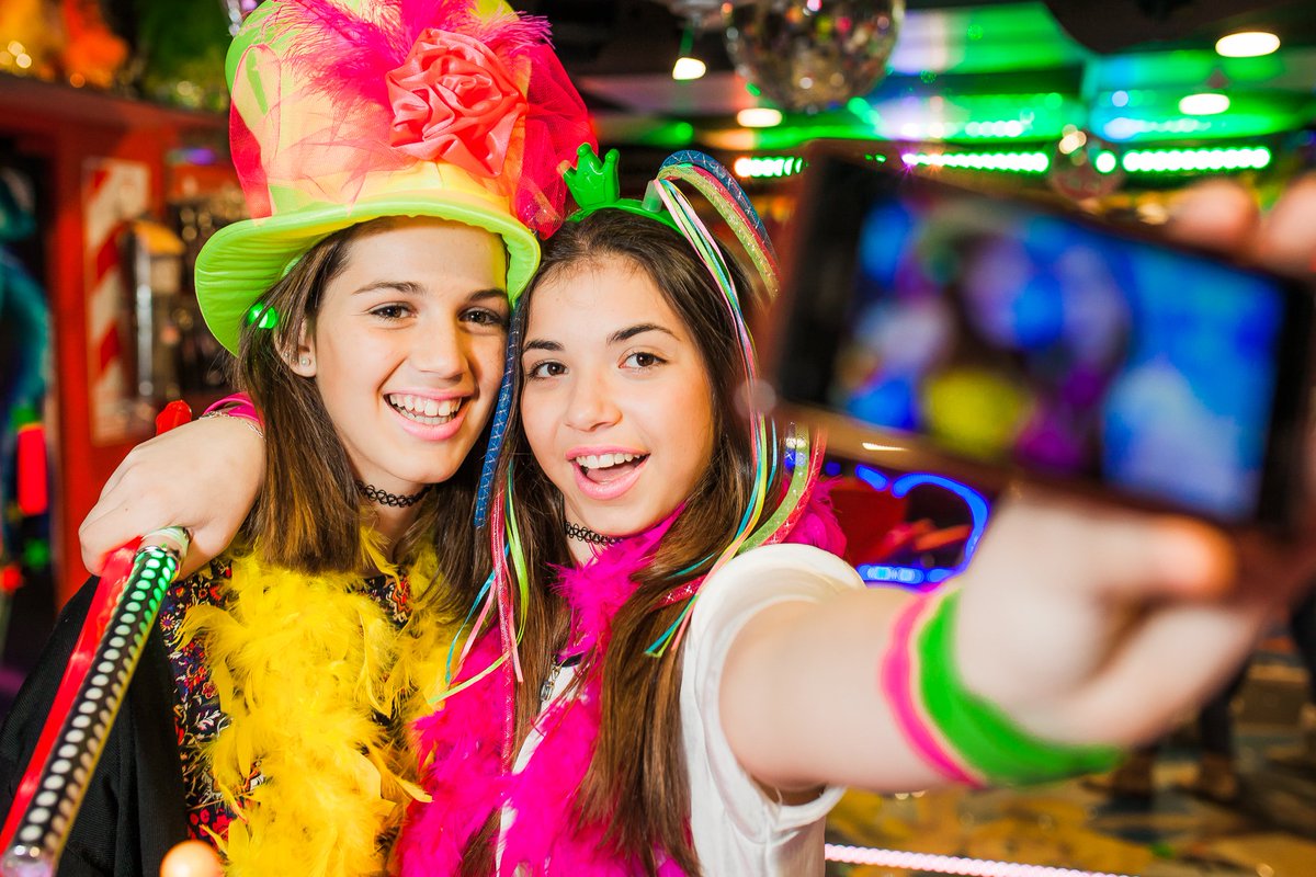 cotillonchialvo's tweet photo. Pensaste el cotillon para tu #Fiesta?
Encontrá muchas nuevas opciones en nuestra Fan Page!! https://t.co/kKbYjX3r5G https://t.co/LDLdmiADQK