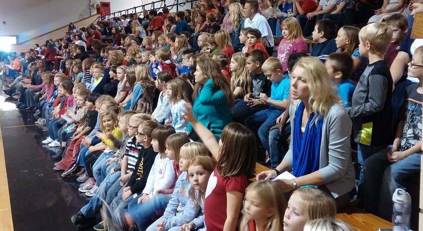 SaltFork512's tweet photo. Thanks students, teachers, and community members for supporting the South Campus Veteran's Day Program. https://t.co/3M1ETKUtHd