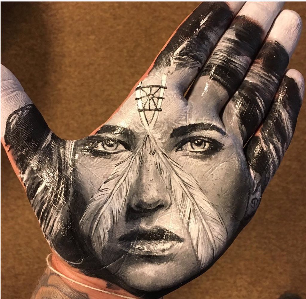 boomergruban's tweet photo. #russellpowell #switch es his hand into #art #bedifferent #NelsonMandela https://t.co/PsypWblAZM
