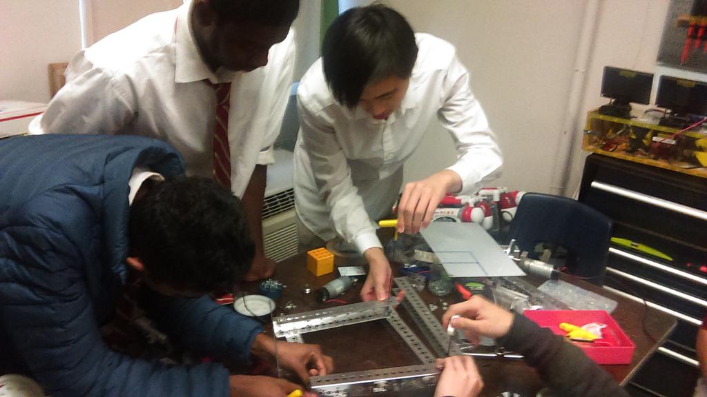 ProjectSPARC's tweet image. It's robotics season again! #STEM