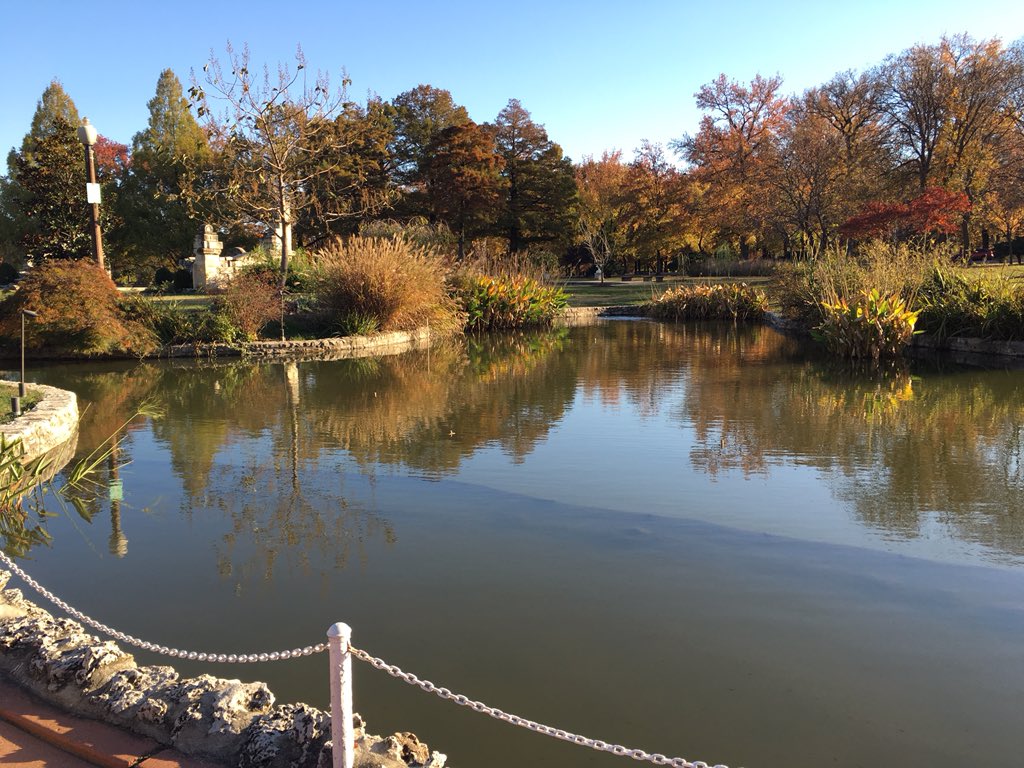 ObvslyOffbeat's tweet photo. #FallGlory #towergrovepark https://t.co/g2XXNUT1kK
