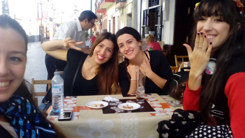 Airynmusic's tweet photo. Gran ratito con @lucy_paradise despues del concierto❤️❤️❤️❤️ https://t.co/j24Vr2rt1o