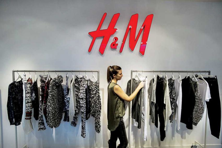 energment's tweet image. H&amp;amp;M joins Ellen MacArthur Foundation to ‘revolutionise’ clothing fibre recycling energment.wordpress.com/2015/11/10/hm-…