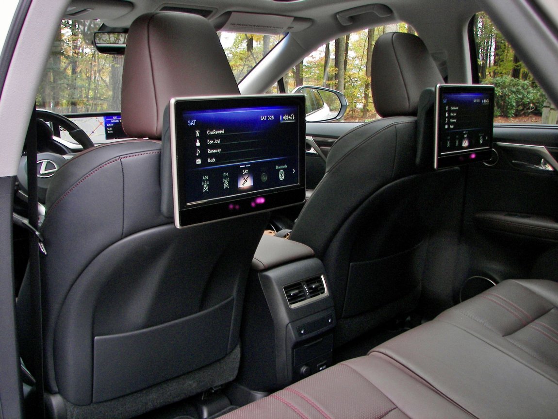 GStratonDHS's tweet photo. Redone 2016 @Lexus #RX = #FloatingRoof + > #Schnoz + > comfort, performance:1st Drive in #NC https://t.co/K2dp7SCBeJ https://t.co/TvZD6Sfge6