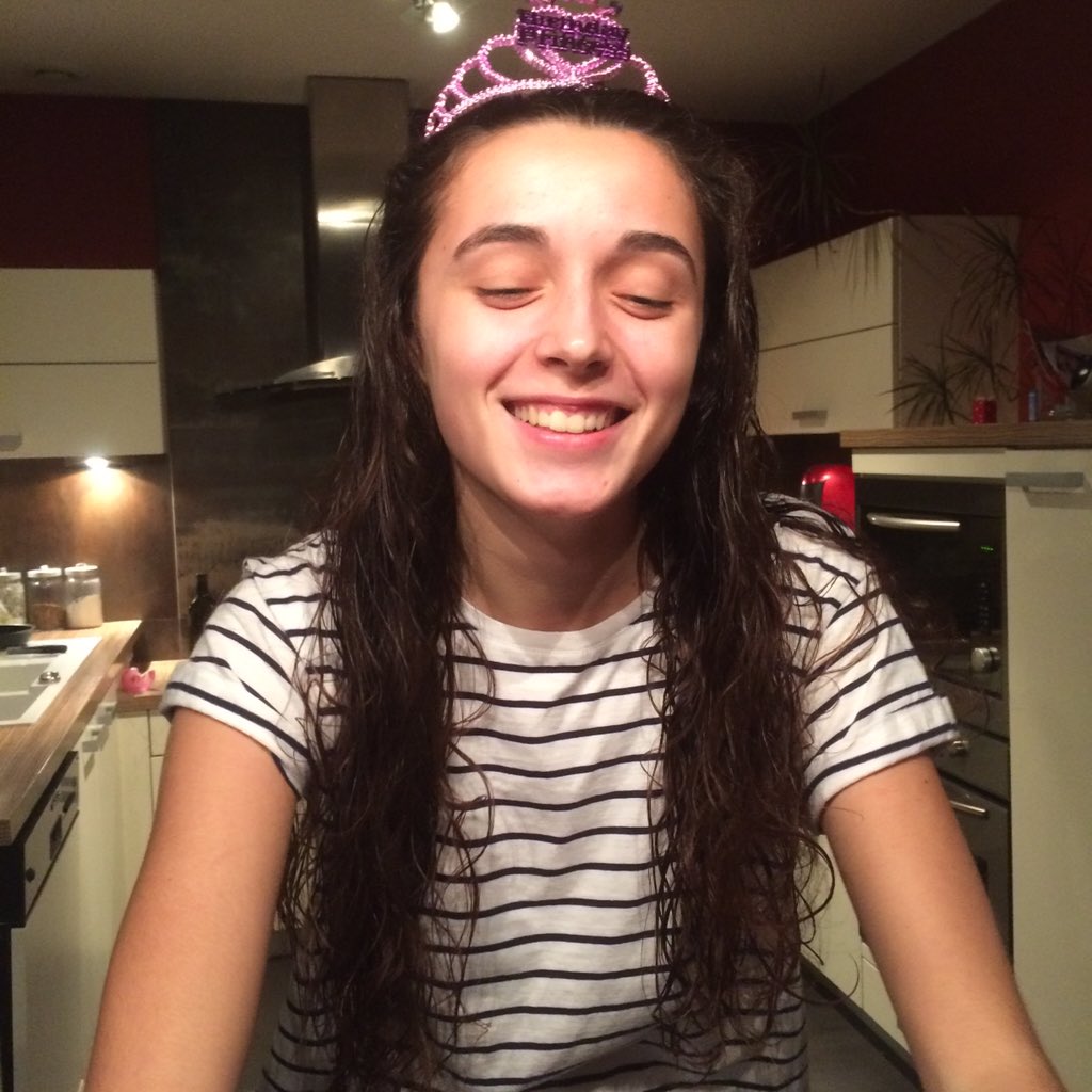 FANBASEIANA's tweet photo. Ton sourire fait le mien #biglove https://t.co/IuVet1tv4V