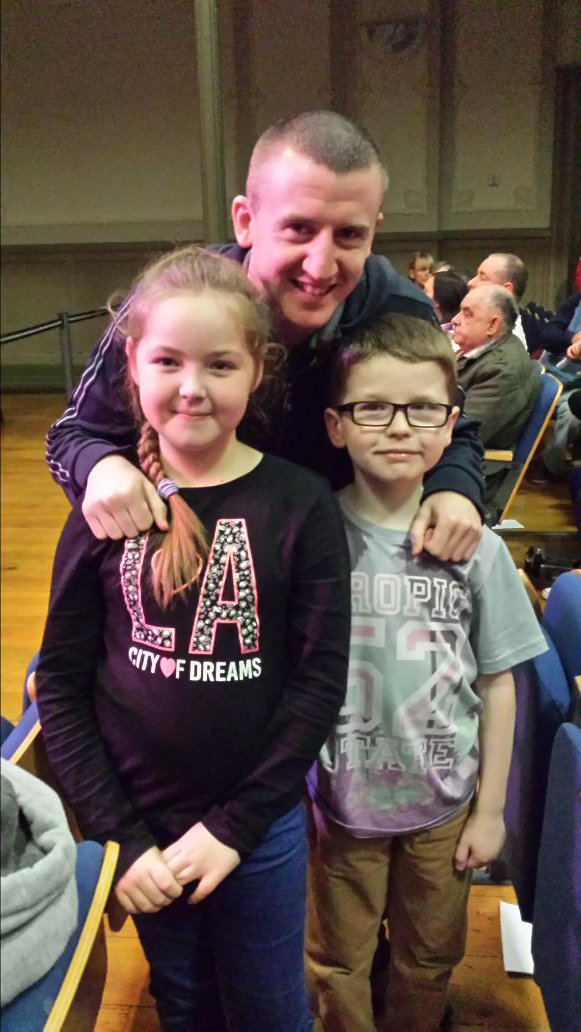 Mary_mc25's tweet photo. Kids excited to be meeting Michael conlon and Paddy Barnes at the belfast juvenile boxing squad exhibition. https://t.co/VkXOYQlIm7