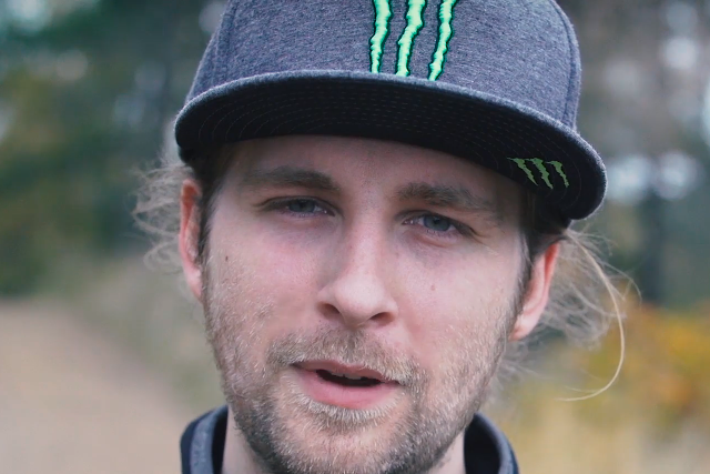 2PDota's tweet image. Wish @LodaBerg GL as he plays poker only a week after Frankfurt! bit.ly/1O2iuIG