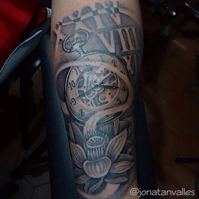Jonatan Valles P En Twitter Reloj Flor De Loto Tatuaje