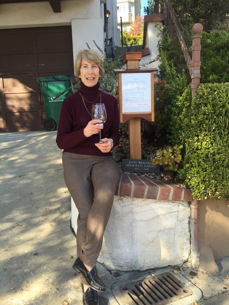 PoetryBoxes's tweet photo. Author, disaster management director and University of Pittsburgh professor Louise Comfort with her new #Poetrybox! https://t.co/itrRN0SThC