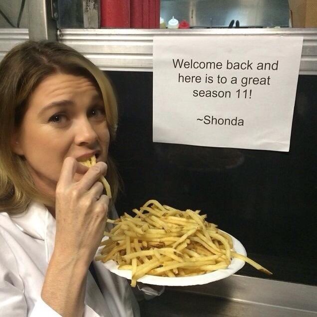 theonewithgreys's tweet photo. happy birthday to the queen, my biggest role model, and my inspiration. ilysm, keep slaying 👑💪🏼 @EllenPompeo https://t.co/B3H5oqVLr3