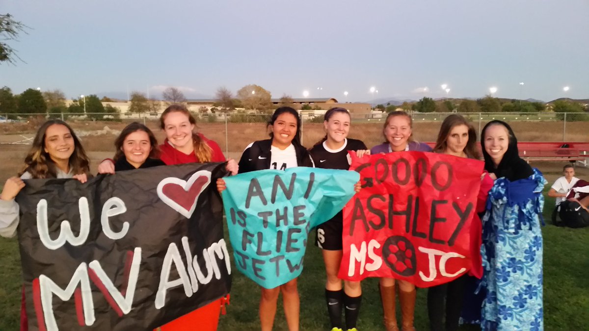 nighthawksocc's tweet photo. Great to see Nighthawks supporting Nighthawks! https://t.co/zdLzqz65lp