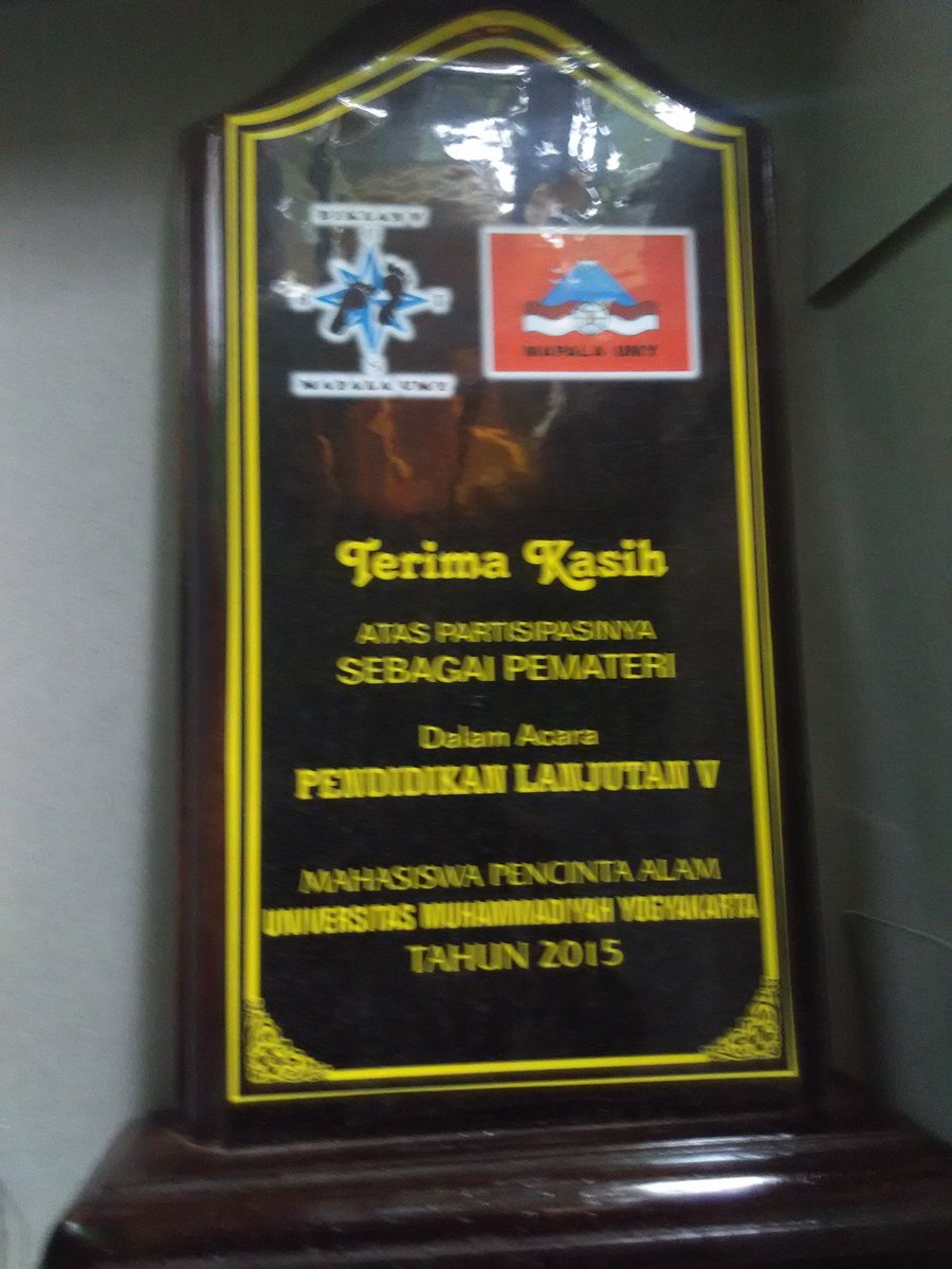fajarjun's tweet photo. Terimakasih sekali tmn2 @MapalaUMY utk workshop etnografinya. Semoga ekspedisi @MapalaUMY sukses https://t.co/dIWlR6NkhU
