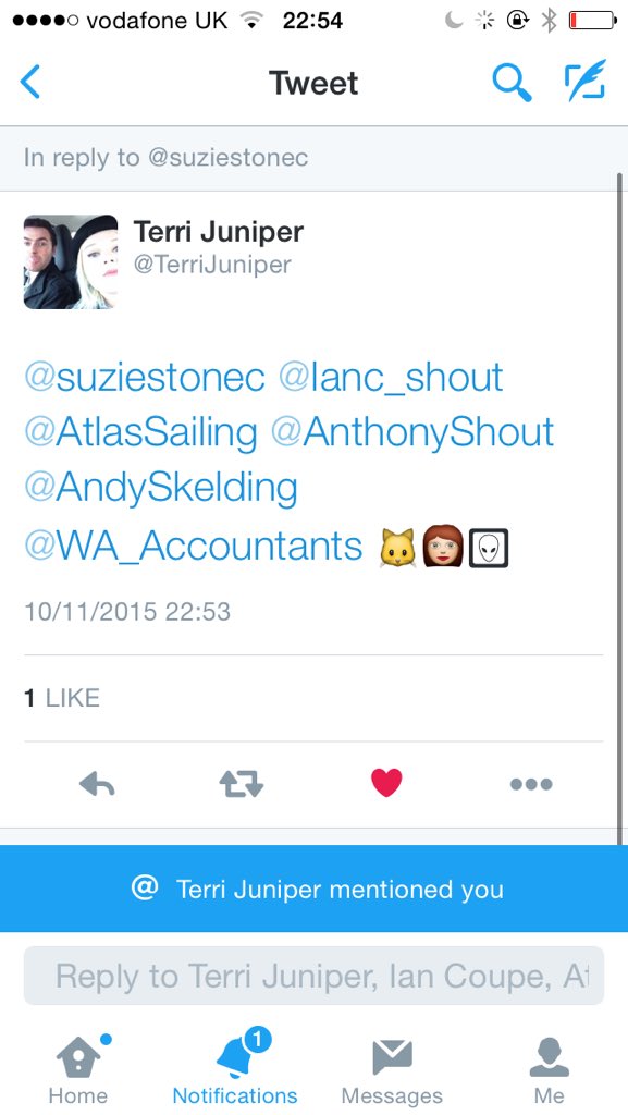 LouiseStoneC's tweet image. @TerriJuniper 😕 #datalien