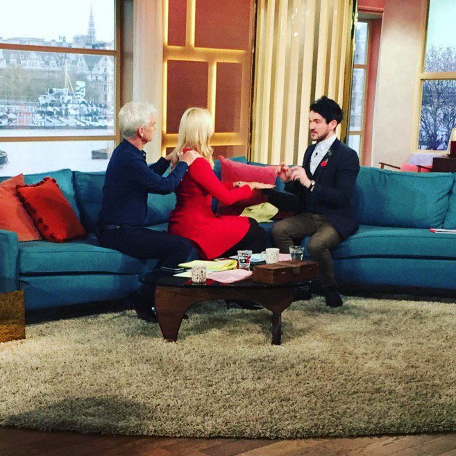 Colin_Cloud's tweet photo. This...

https://t.co/F4gP5wjHbD

... Now come and experience it live ...

https://t.co/oRDNq8dYxZ

#TheDeductionist https://t.co/0fTR6JoeGW