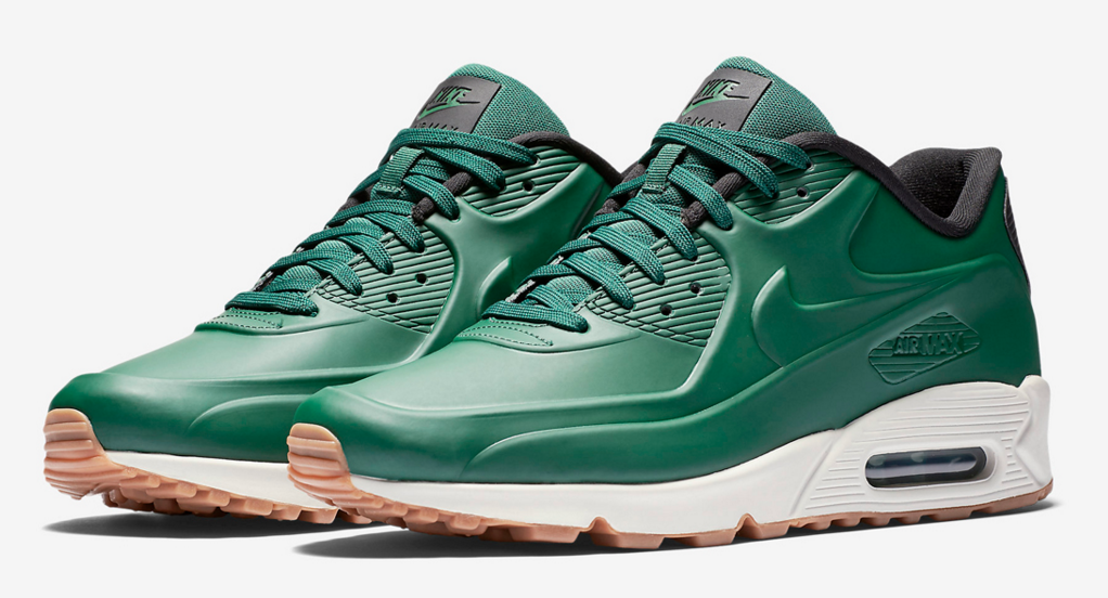 ComplexBets's tweet photo. Vac Tech Nike Air Max sneakers are coming back https://t.co/BK0Y2EAIz0 https://t.co/dT4UXBQvIz
