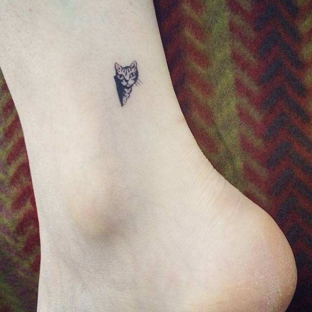 Geometric Cat Tattoo | Pet Temporary Tattoo | Fake Tattoo – The Inkgenic