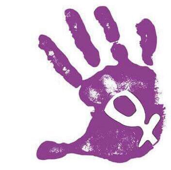 AnnaMCuello's tweet photo. Contra el patriarcat, lluita feminista! Ni una dona menys! Prou violència masclista! #EnsVolemVives #NiUnaMenos https://t.co/0ysSrFoWFx