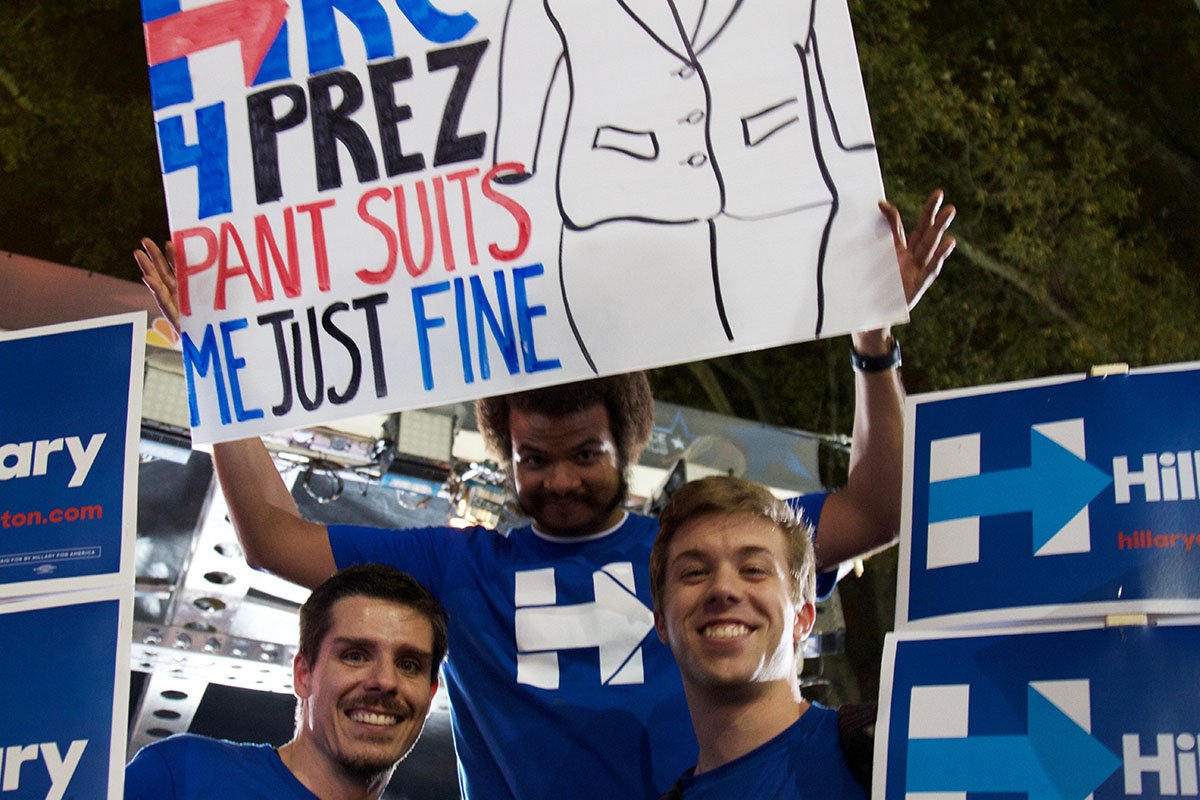 HillaryforSC tweet picture