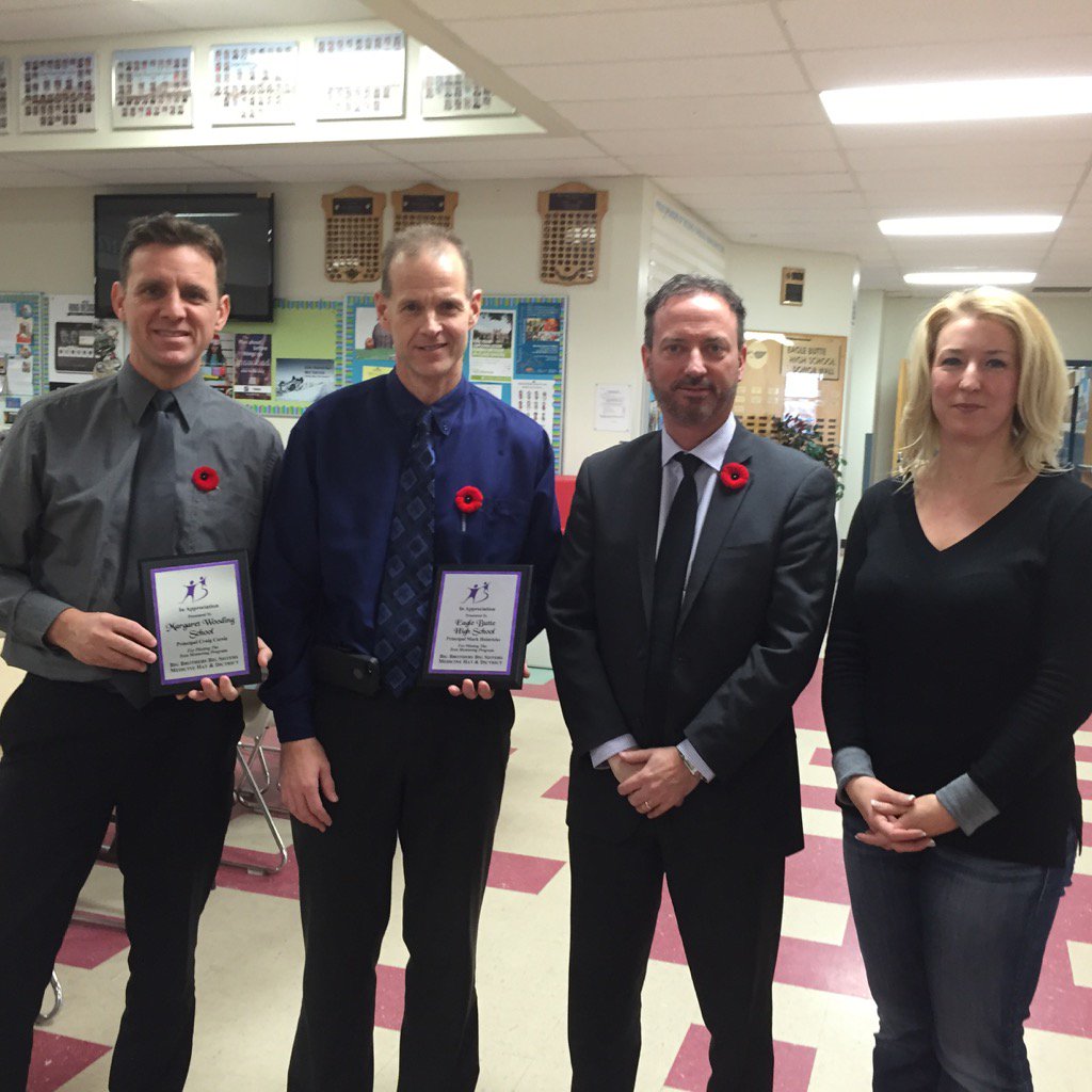 BBBSMedicineHat's tweet photo. Thank you Eagle Butte HS and Margaret Wooding Principals for piloting Teen Mentoring their schools! https://t.co/bRFT37DaJ7