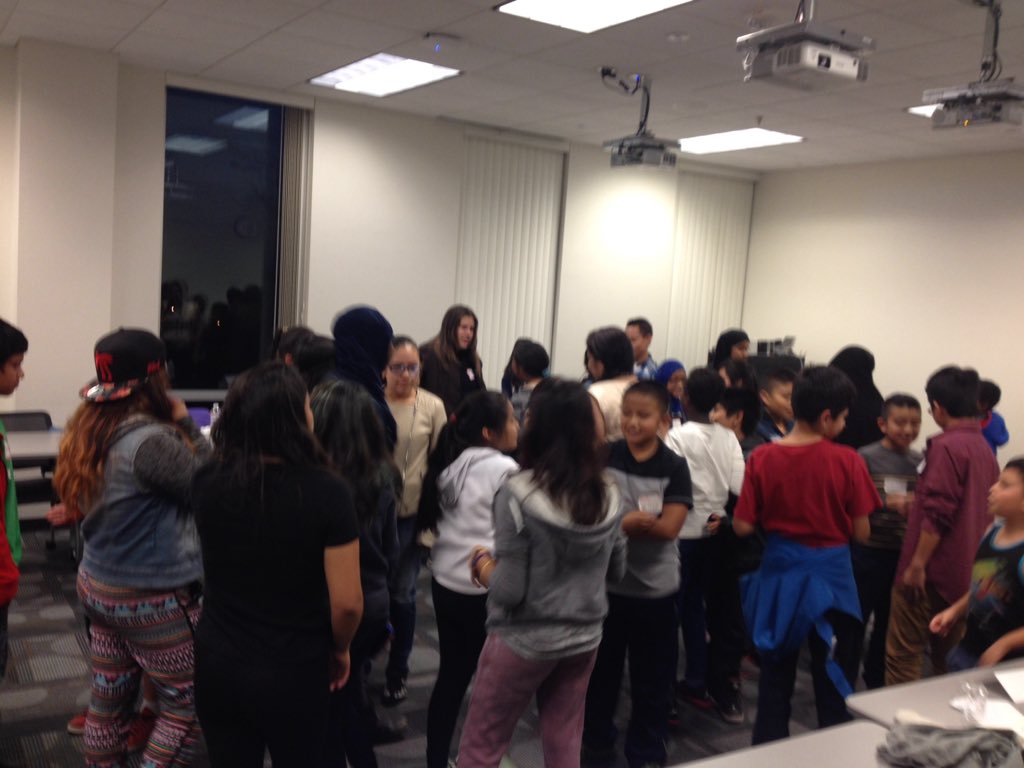 English Learner student leaders from across Minneapolis are building connections @MaFaGarcia1 <a href="/MuhidinWarfa/">Muhidin Warfa</a>