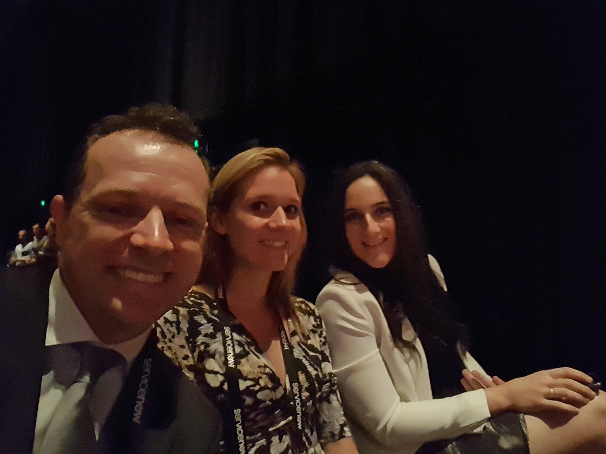 spot_matt's tweet photo. Work note updates through an apple watch! Awesome time here with my Service Potential rockstars at the #NowForum https://t.co/HqLBI4xAOw