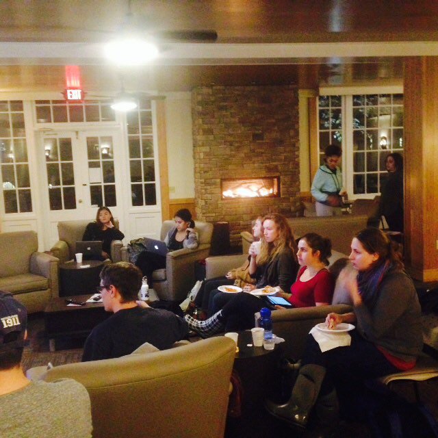 NetImpactPgh's tweet photo. #cleantechprize discussion at our meeting, getting a team together! @ChathamBusiness @ChathamFalk https://t.co/NFGrAGwa4P