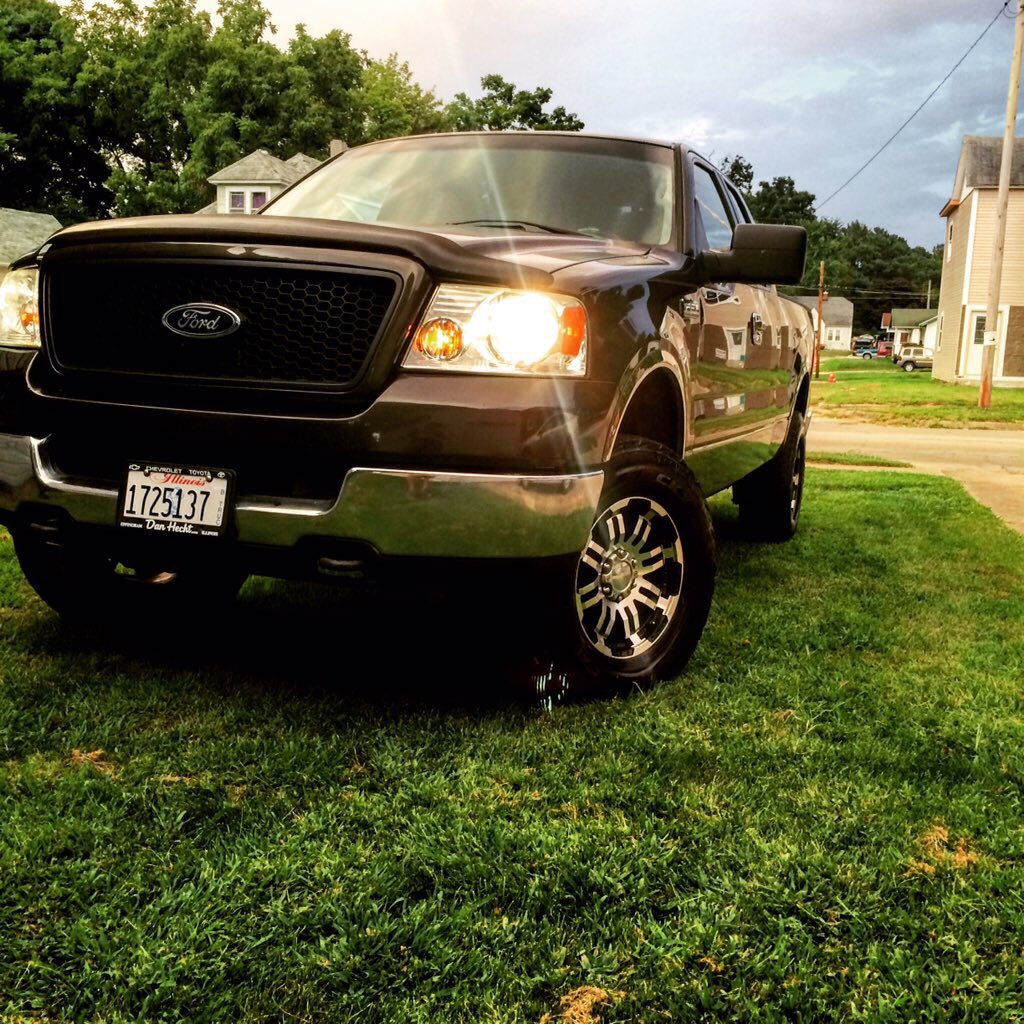 F150Nation's tweet photo. 😎 ( @ThebingMAN_ ) https://t.co/vxFHQTjqGx