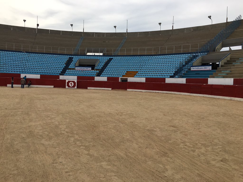 rjrmtoros's tweet photo. Nueva imagen del ruedo Plaza de Toros Monumental de Maracaibo https://t.co/ZbuvEABYm8
