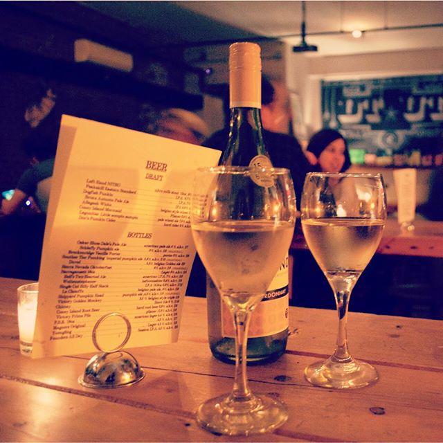 BlocktoBlockNYC's tweet photo. Another #latergram of DTUT in the Upper… https://t.co/NI1TDMSBkO #lowereastside #les #winelovers #dtut #latergram https://t.co/r2c1AXfs97