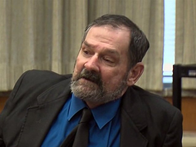KSHB41's tweet photo. #BREAKING: Frazier Glenn Cross sentenced to death for killing 3 https://t.co/bksBvGZ8k5
