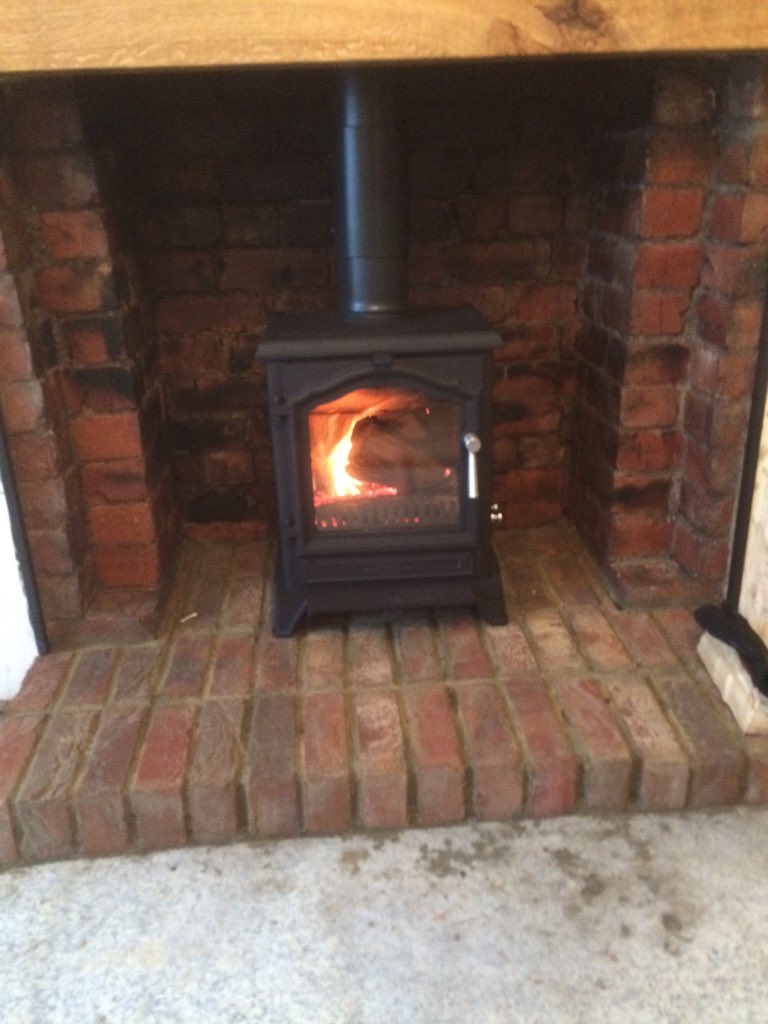 FastfixBMLtd's tweet photo. Multi fuel burner fitted today.Replaced the old gas fire and opened up the chimney Snug as a bug in a rug https://t.co/cLcgcjkaX9
