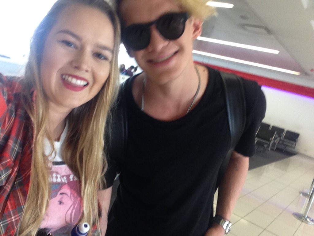 codyaussietour's tweet photo. #FindingCody last minute morning show announcement https://t.co/uB4hHCl0Ws